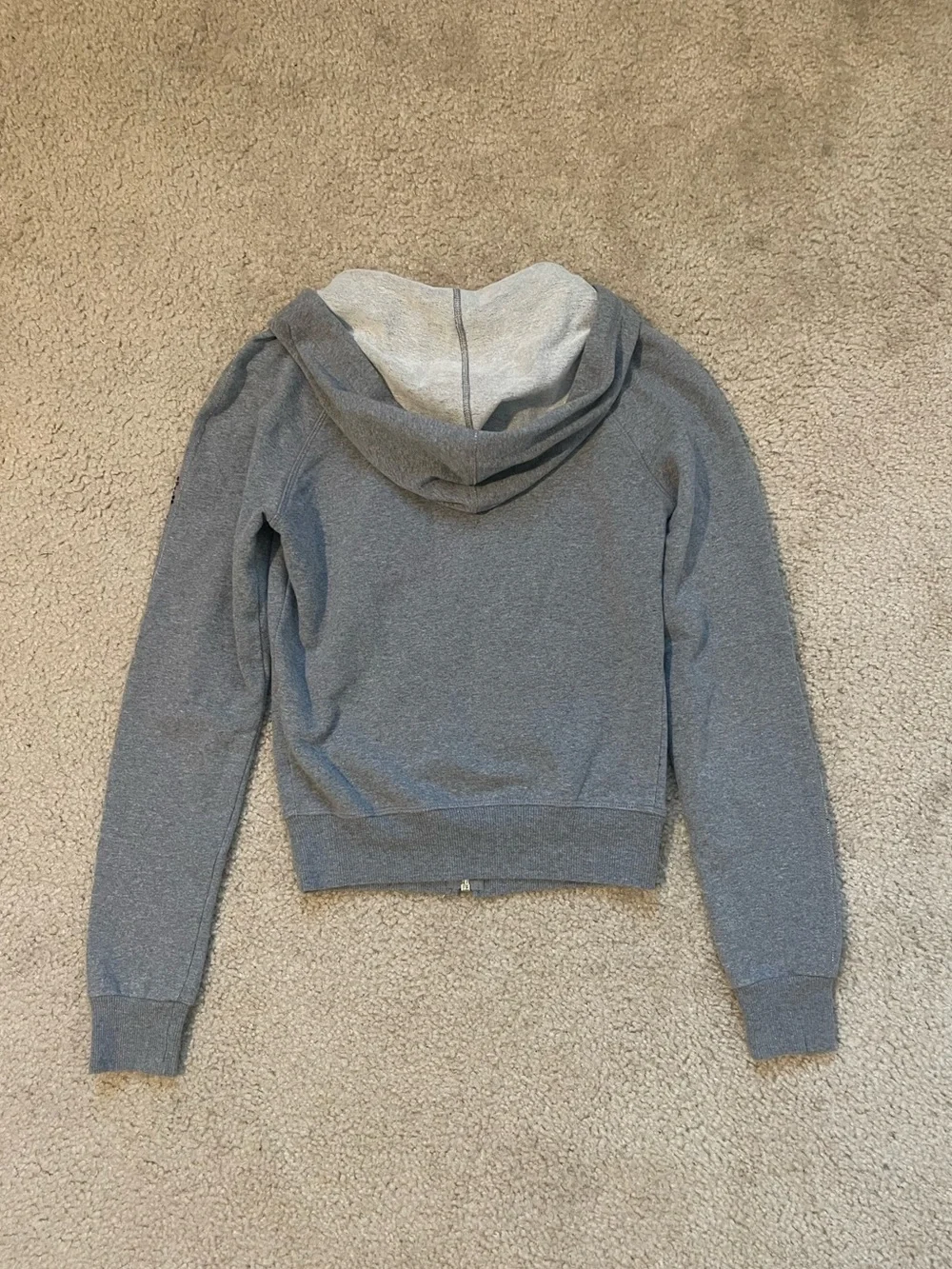 bebe lightweight gray
